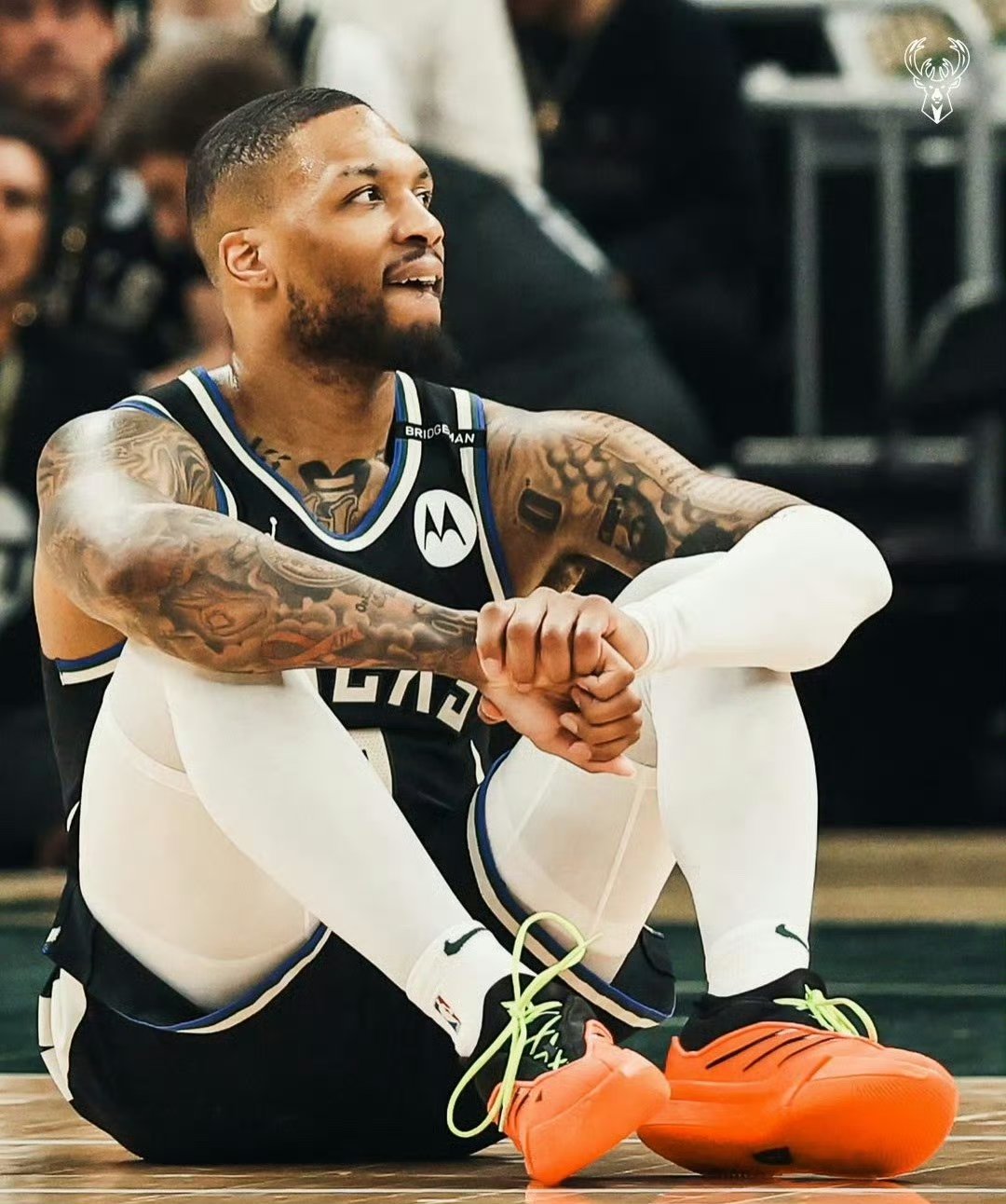 爱游戏2026-勇士绝杀新疆队，利拉德带队取胜