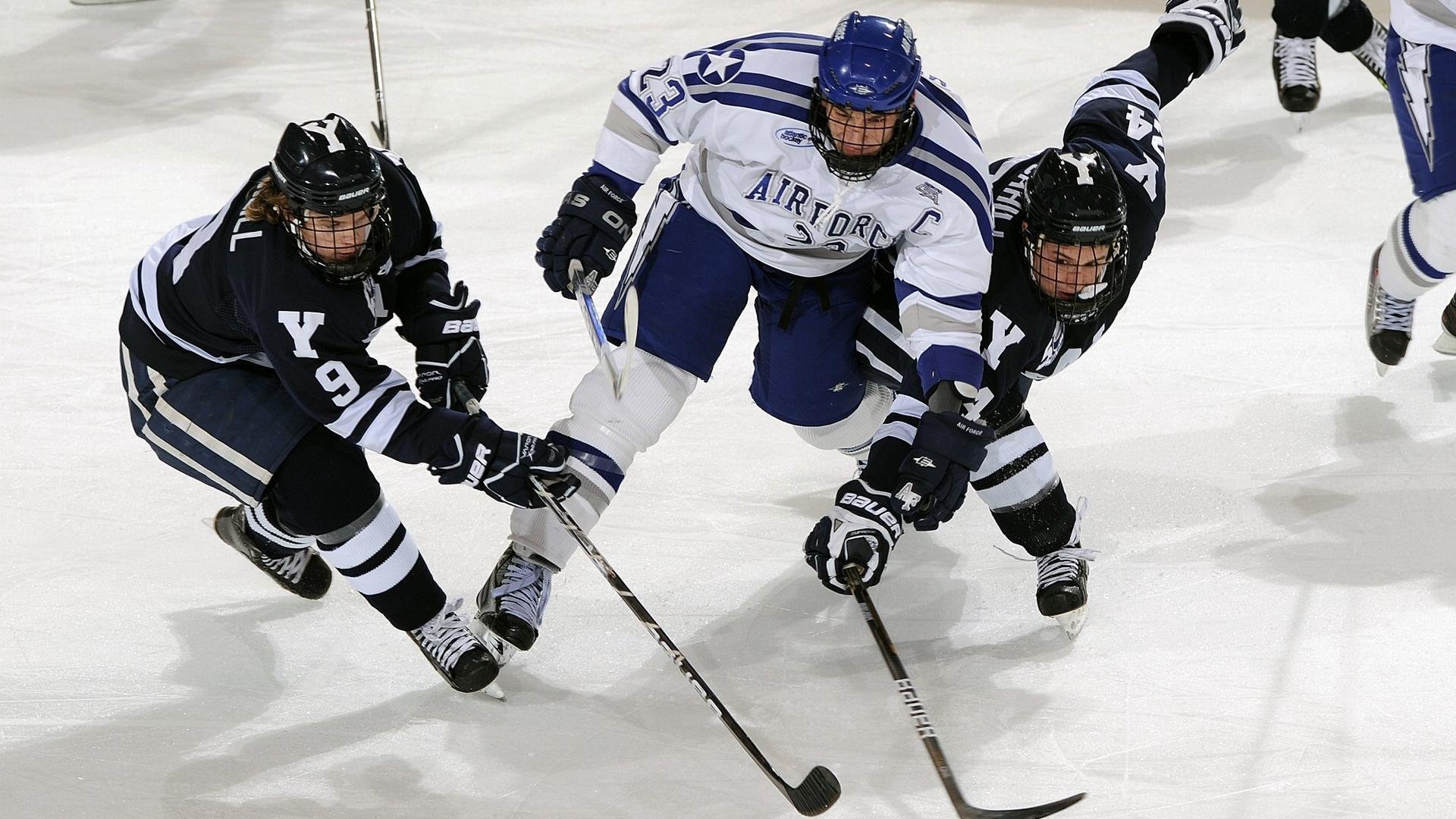 爱游戏官方-奥运周期关键战之夜，奥斯梅恩彻底打爆防线，当个人天赋碾碎精密系统